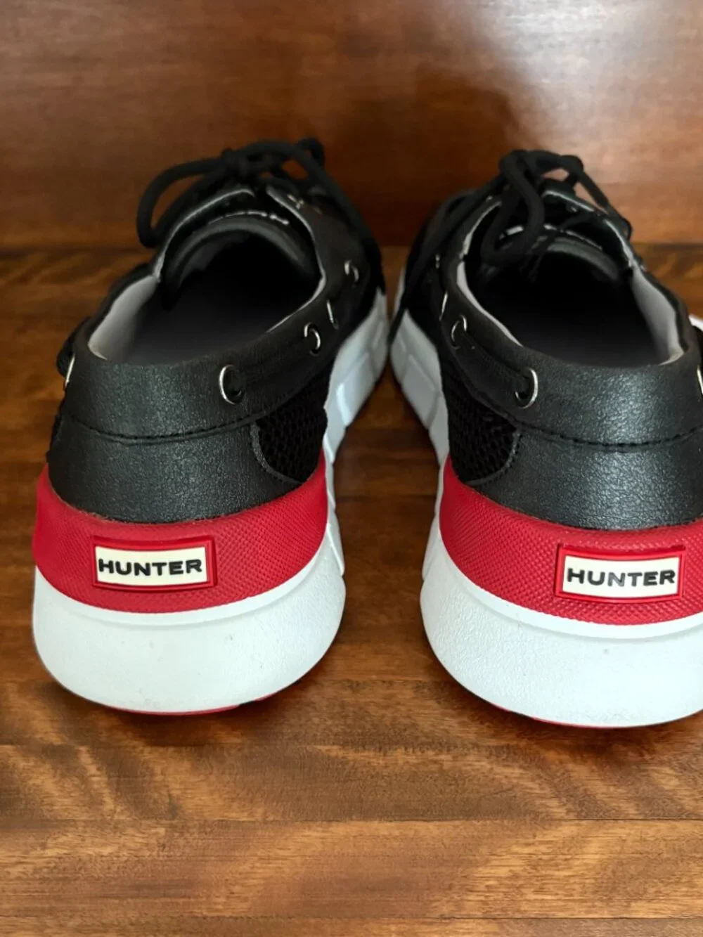 Hunter Women's Sasa Mesh Loafer Boat Shoe Black Red White Coastal Athletic 8